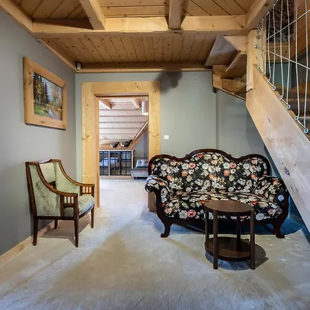 Udanypobyt Dom Hillside