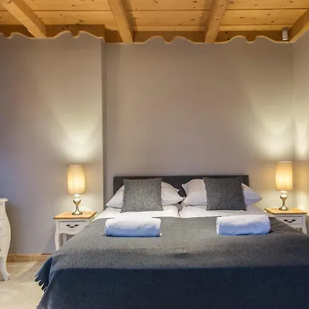 Udanypobyt Dom Hillside *