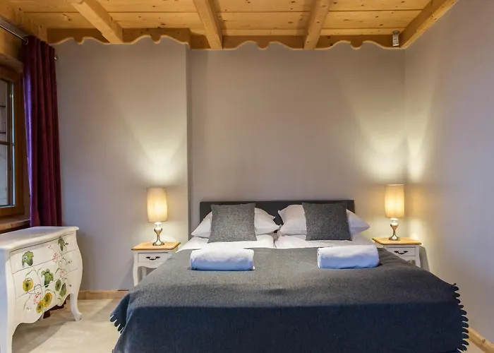 Udanypobyt Dom Hillside *